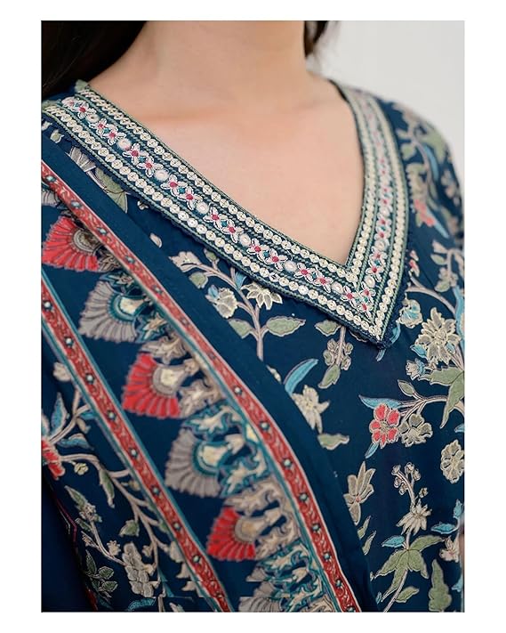 Women Kurta and Pant Set With Dupatta - Image 2